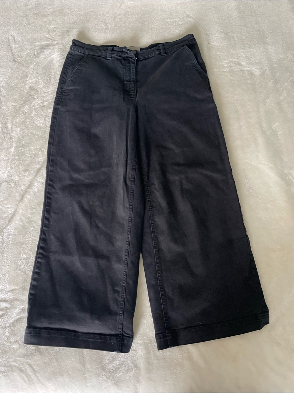 Everlane Black Wide-Leg Jeans